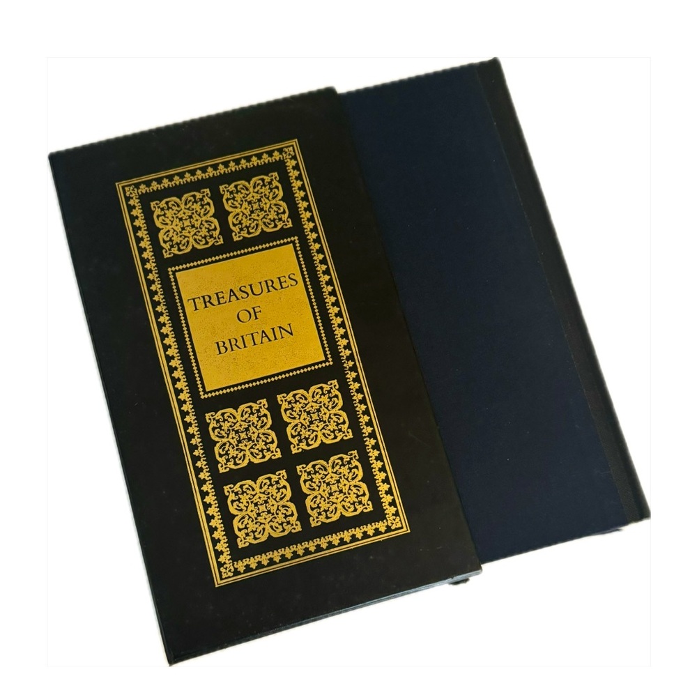 😎 Vintage Hardcover TREASURES of BRITAIN book in original slipcase